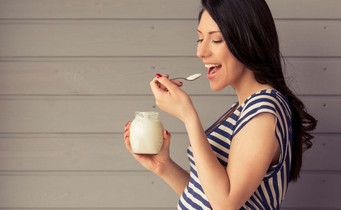 How much yogurt should a pregnant woman eat?